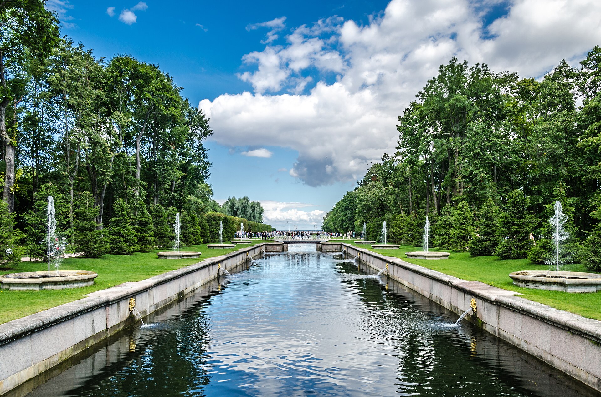 Морской канал Петергофа